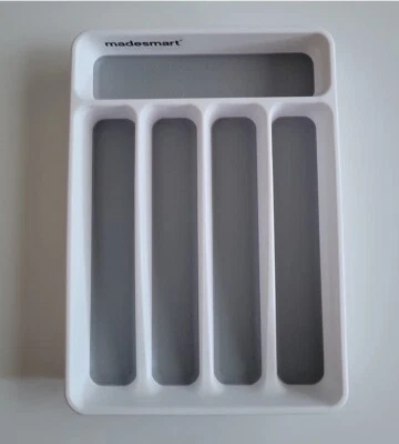 Mini Bandeja de Platería Madesmart, Blanca 12.75"D x 9"W x 1.88"H Foto 1 de 4