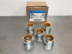 5 - Cooper Crouse Hinds 1653US 1 1/4 EMT kompressionsisoliert 5c - Bild 1 von 6