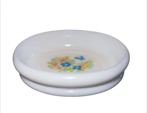 Vintage Avon Milk Glass Oval Pedestal Soap Dish Floral Trinket Dish - Picture 1 of 3