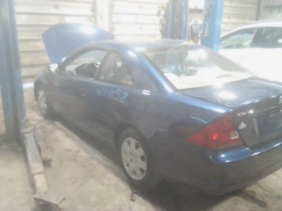 Radiador sedán excluyendo Gx compatible con 01-05 CIVIC 2031316 Foto 1 de 4