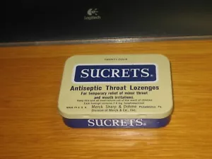 Scatola di latta vintage sucrets latta metallo regolare mal di gola pastiglie, made in USA vuota - Foto 1 di 8