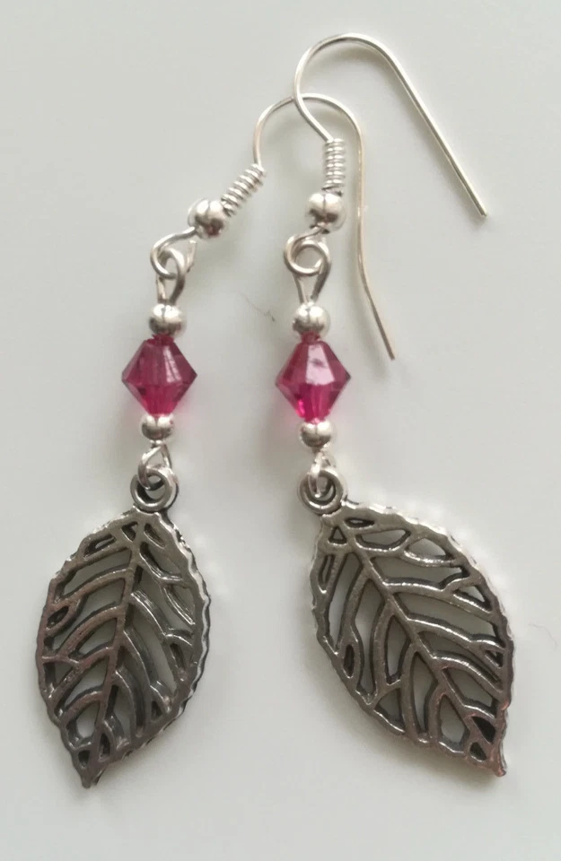 Selbstgemachte Ohrringe, ein Blatt, rosa, handgemacht, DIY - Bild 1 von 1