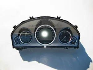 Mercedes-Benz A2129000001 Schutzbügel - Instrumententafel Diesel E-Klasse W212 vor... - Bild 1 von 4