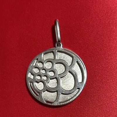 Colgante Flor Redonda Reversible Plata de Ley 925 Silpada S2122 Floral Boho Foto 1 de 4