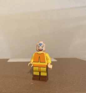 Lego Aang Minifigure Avatar The Last Airbender 3828 Minifig RARE NEW - Picture 1 of 1