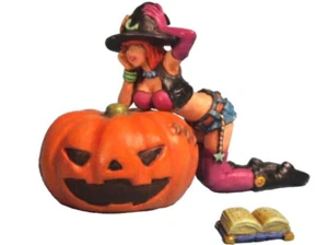Halloween Witch  Aurora Model Miniatures Unpainted Figure FE-013 - Picture 1 of 6