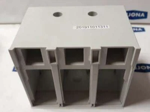 Eaton NZM2 XKSA Shroud with screw terminal (new old stock) - Imagen 1 de 2