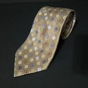 Joseph Abboud Luxury Tie Geometric Pattern Woven Silk Necktie 58" L x 3.5" W - Picture 1 of 8