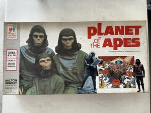 1974 Planet of the Apes Game Milton Bradley Complete in Very Good Cond FREE SHIP - Picture 1 of 3