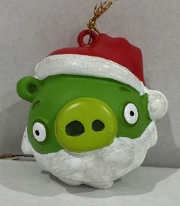 ANGRY BIRDS™ GRÜNER KÖNIG SCHWEIN BALL mit WEIHNACHTSMÜTZE WEIHNACHTEN Urlaub ORNAMENT - Bild 1 von 6