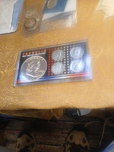 SSCA 1996 USA 4 MÜNZEN FRANKLIN 1952 61 62 (2)63 Half Dollar Sammlung - Bild 1 von 16