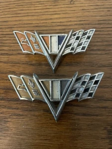 1964 1965 1966 1967 Chevelle Nova Impala Camaro Fender Emblem V8 Flag Chevy 327 - Bild 1 von 5