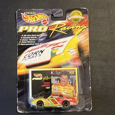  Hot Wheels 1997 1st Edition Terry Labonte #5 Kellogg's Pro Racing Superspeedway - Image 1 of 4