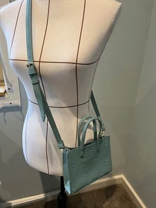 Ted Baker embossed floral mini bag NEW - Picture 1 of 10