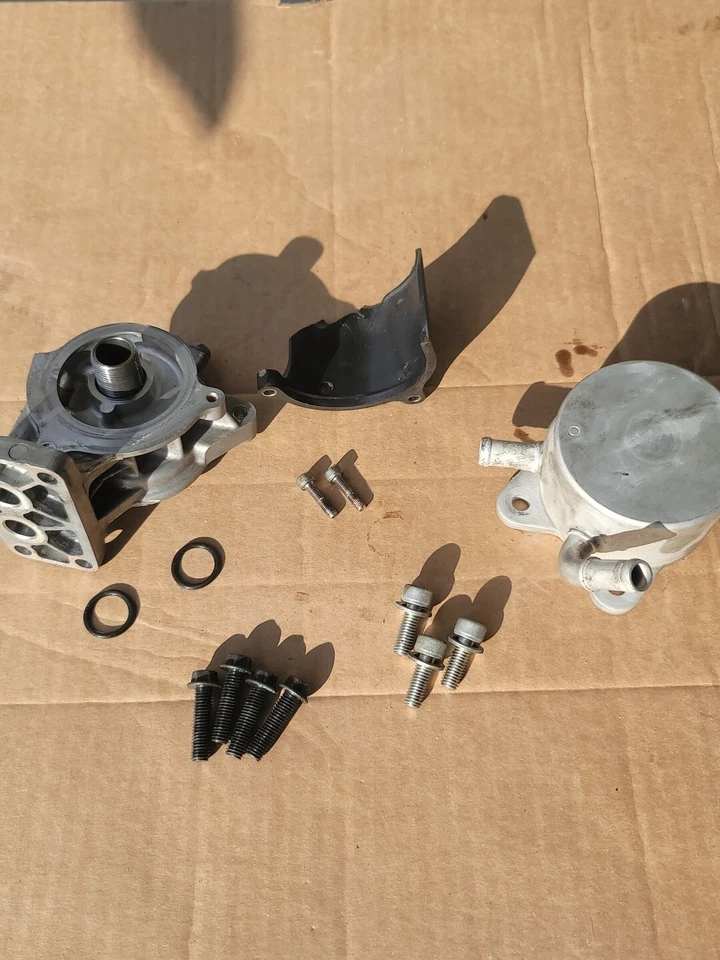 Kawasaki Ninja ZX6R 636 ZX600R 2009-2023 enfriador de aceite de motor  Foto 1 de 4