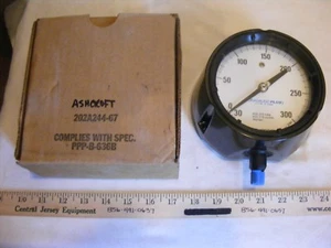 CALIBRE ASHCROFT 4 1/2"" 202A244-67, TUBO 316, MAX 300 PSI, 1/2"" NPT, NUEVO EN CAJA - Imagen 1 de 7