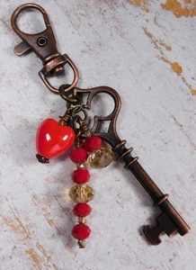 Skeleton Key Crystal Heart Handmade Purse Charm Bag Clip Copper Red Gold New - Picture 1 of 4