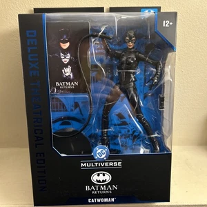 McFarlane DC Multiverse Batman Returns CATWOMAN 7" Figur Deluxe Theatrical Ed - Bild 1 von 5