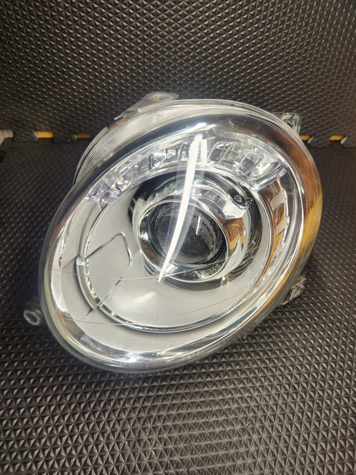Conjunto de faros laterales del conductor izquierdo Fiat 500 2012-2019 mercado de accesorios Foto 1 de 4