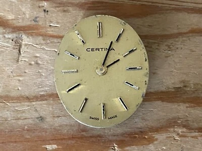 Movimiento manual + esfera de reloj CERTINA - 18,5 X 22,5 mm Foto 1 de 2