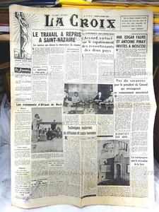 JOURNAL LA CROIX, DIMANCHE 16 ET LUNDI 17 JANVIER 1955 - Picture 1 of 4