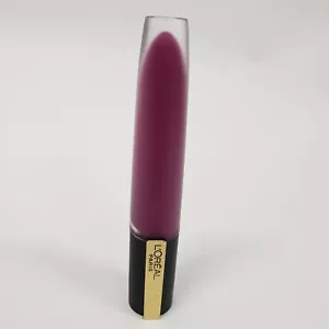 Lápiz labial Loreal Rouge Signature líquido duradero color labio mate Rebel 412 - Imagen 1 de 5