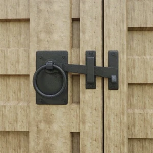 Black Iron Gate Latch Lock Colonial Style Gate Lock | Renovator's Supply - Picture 1 of 12