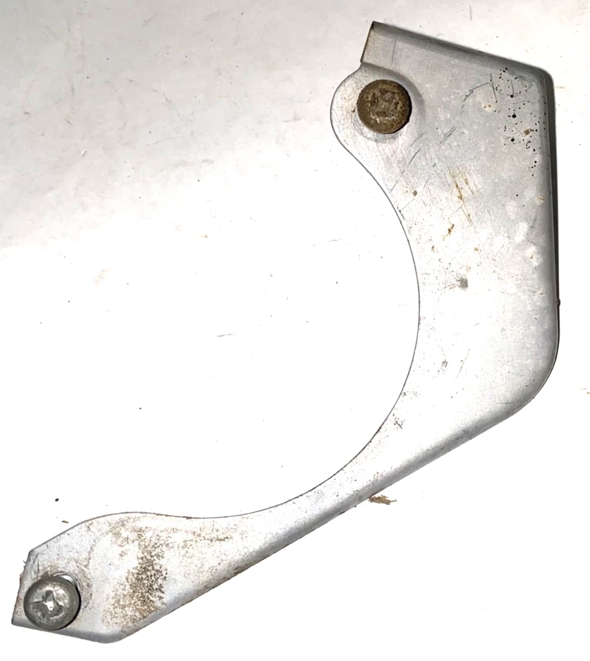 SUZUKI TC90  SPROCKET COVER 1970-1972  11360-25100 VTG OEM original TC 90 TS - Image 1 of 2