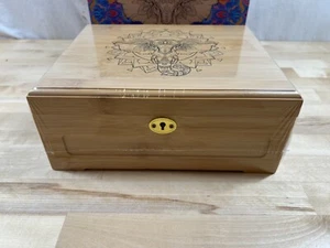 QUELEA MADERA BAMBÚ DECORATIVO RECUERDO ESCONDITE CAJA DE CERRADURA CON CERRADURA - NUEVO, SELLADO - Imagen 1 de 10