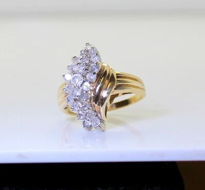 Beautiful Vintage 10K Gold Ladies .80 Ctw Diamond Cluster Ring, Size 7 - Image 1 of 4