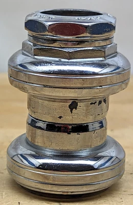 Vintage Shimano Dura Ace steel 25 x 1 threaded headset - Image 1 of 4