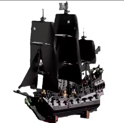 2862 Piece Brand Newly Released Jack Sparrow Black Pearl Building Block Set - Image 1 of 4