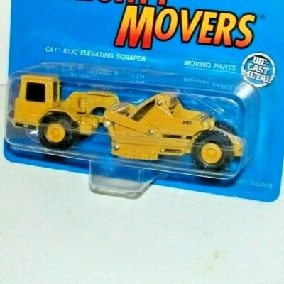 Ertl Vintage 1991 Mighty Movers Cat Caterpillar 1/64 -613C Elevating Scraper NEW - Image 1 of 4