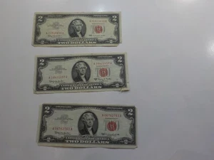 3 Two Dollar Bills 1963 Currency Notes Paper Money Red Seal Lot VTG Collection - Picture 1 of 2
