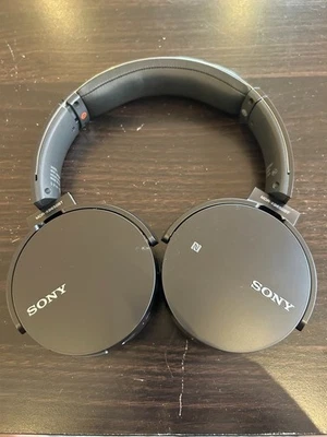 SONY MDR-XB650BT Extra Bass Wireless Stereo Headset - Image 1 of 4