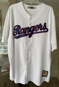 Ivan "Pudge" Rodriguez Cooperstown Collection 2017 HOF Jersey - Picture 1 of 5