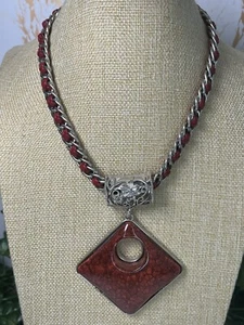 Red Chunky Square Pendant PVC Woven Silver Tone Chain Necklace Statement 533 - Picture 1 of 13