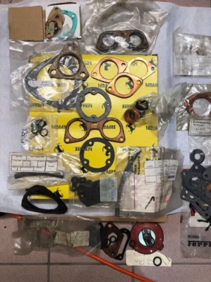 Lote de juntas Ferrari 246 365 308 275 330 OEM NOS piezas raras Foto 1 de 4