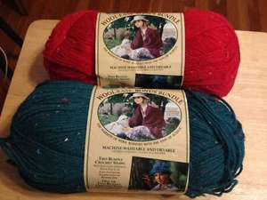 2 Wool-Ease Bonus Bundle Yarn Hunter Green and Red Sprinkles 8oz 525 yds - Picture 1 of 2