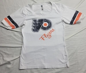 Philadelphia Flyers T-Shirt Women's Size Large Graphic Print Hockey - Picture 1 of 7