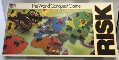 RISK THE WORLD CONQUEST GAME Strategy Board Game By Parker 1985  Complete - Image 1 of 4