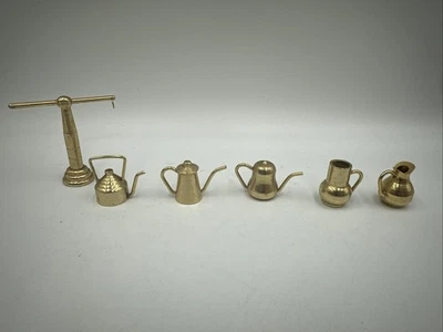 Miniaturas vintage de latón para casa de muñecas Foto 1 de 4