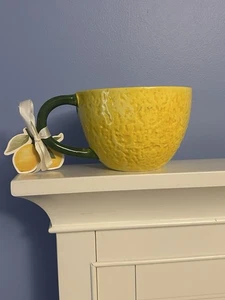 Taza de café/té Sunday Morning amarillo limón nueva - Imagen 1 de 4