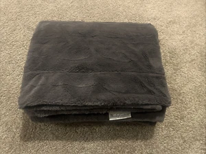 Minky Couture Decke Premium Erwachsene 5 'x 6' grau glitzernd, seidig weich Tragegefühl - Bild 1 von 6