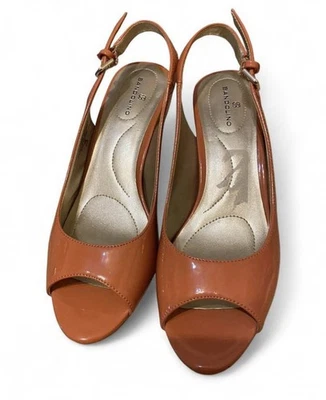 Bombas femininas Bandolino - Imagem 1 de 4