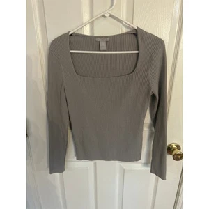 H&M Gray Ribbed Knit Top Size Medium - Picture 1 of 2