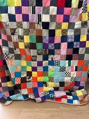 复古手工拼布被套毯 – 五颜六色的单侧床罩 80"x80 — 第 1/4 张图片