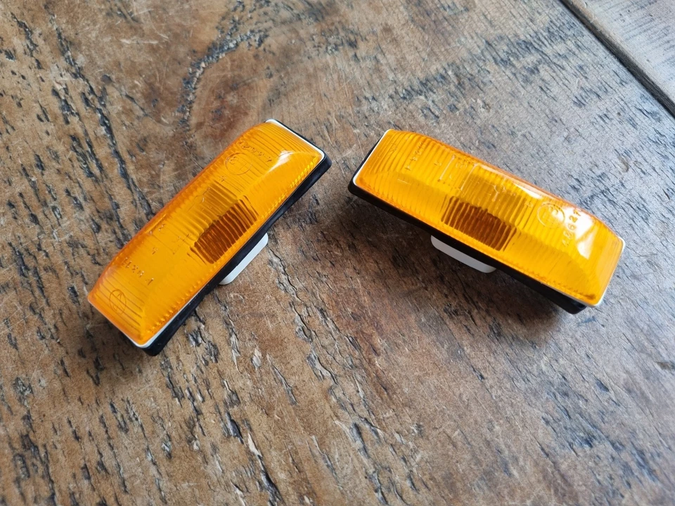 RENAULT 5 GT TURBO NEW AMBER ORANGE SIDE REPEATERS INDICATORS LIGHTS PAIR - Image 1 of 1