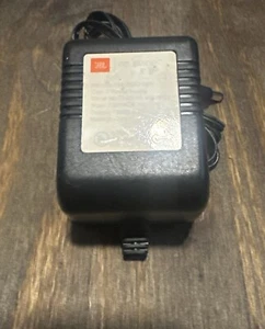 JBL On Stage TEAD-48-180800U AC Power Adapter 18VDC - 0.8A  22W P/N 700-0042-001 - Picture 1 of 3