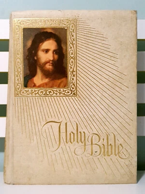 Holy Bible: Family Fireside Edition! The New American Bible 1974-1975! - Image 1 of 4
